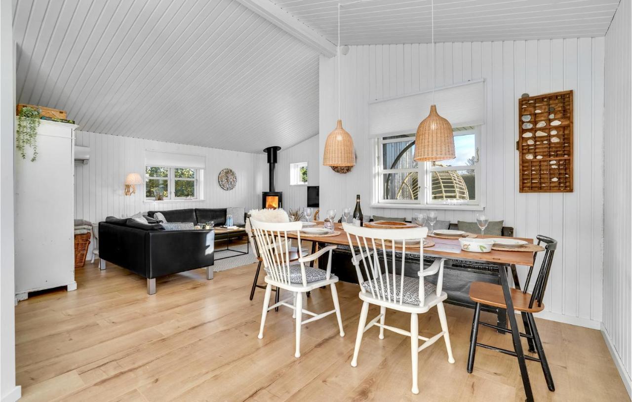 Lovely Home In Otterup With Kitchen エクステリア 写真