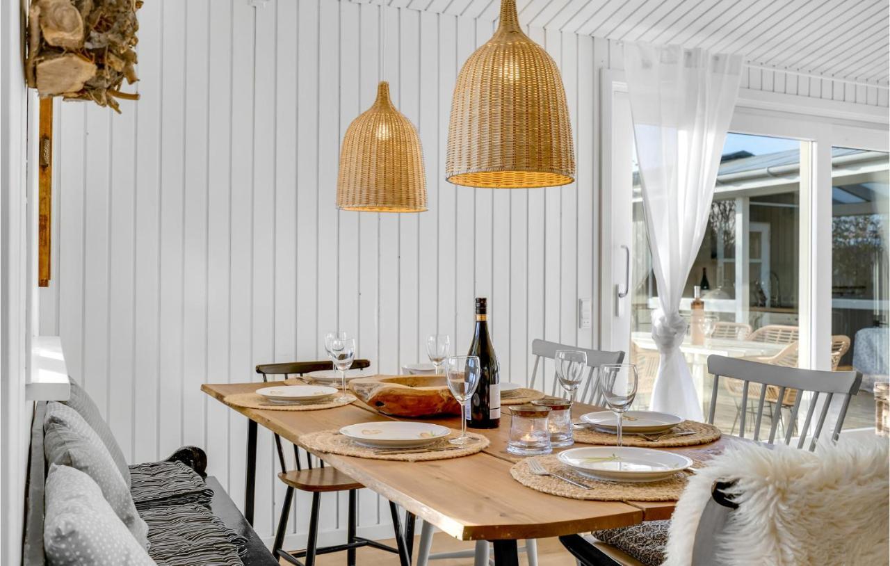 Lovely Home In Otterup With Kitchen エクステリア 写真